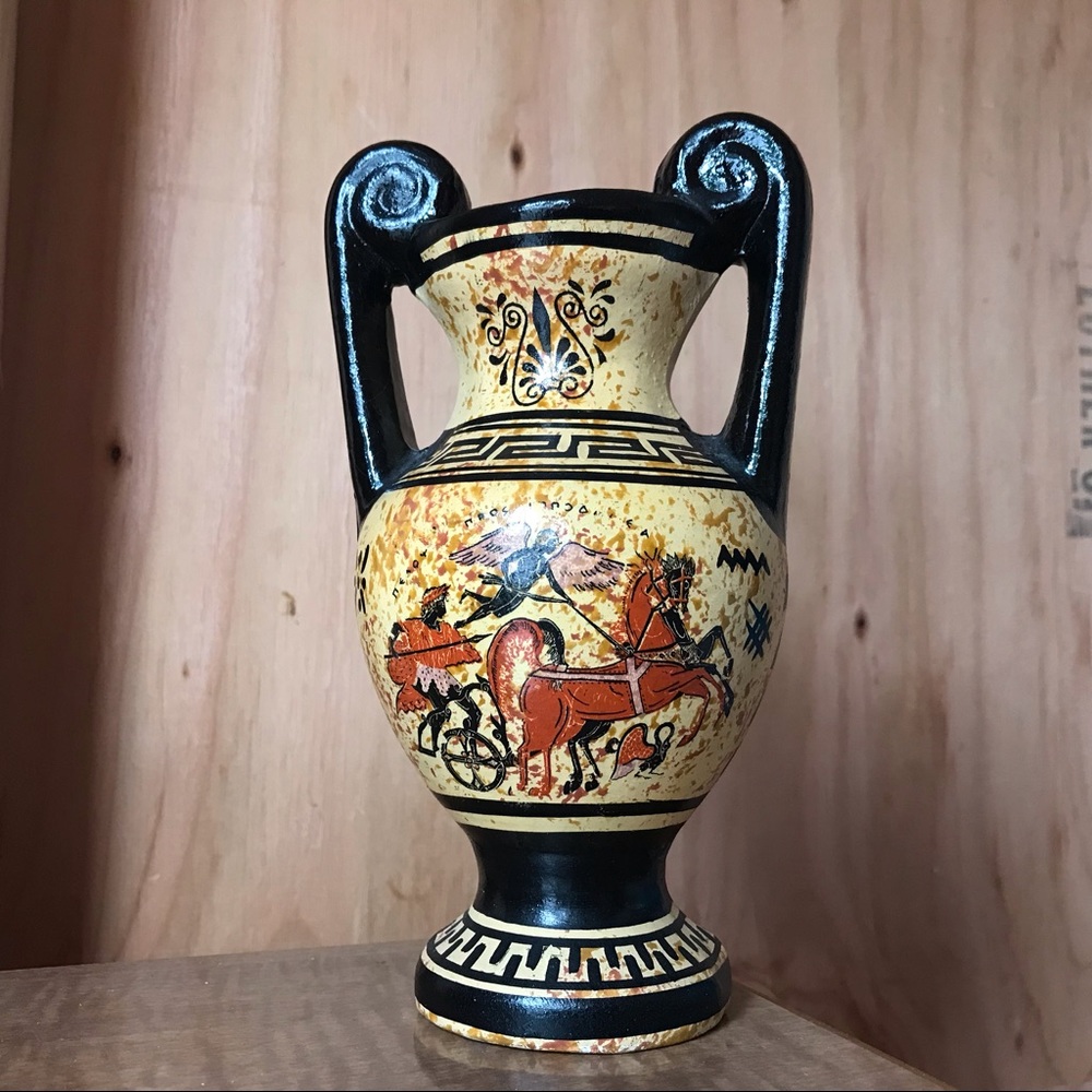 Greek Amphora Home Décor Chariot Race